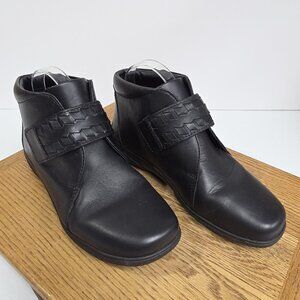 Hotter Boots Womens Size 8.5 Black Daydream Leather Ankle Touch Close Strap